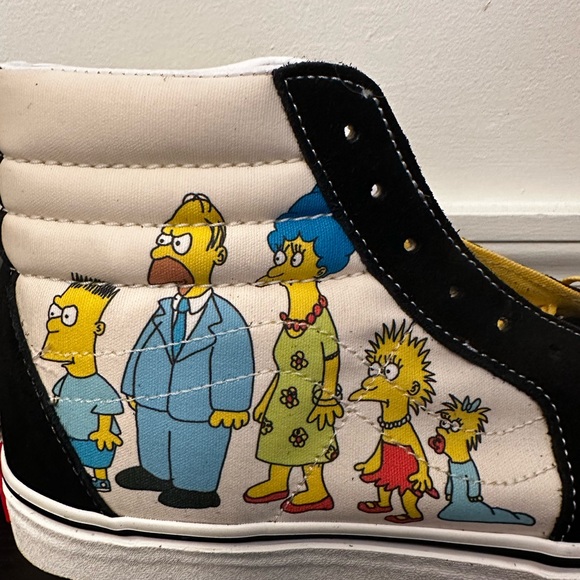 Simpsons x Vans Sk8-Hi Brand New with tag in box - Picture 6 of 8